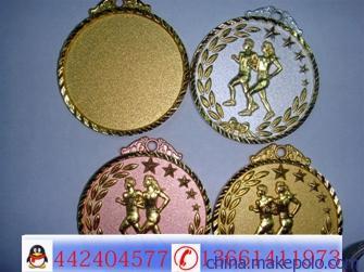 匠心鑄就榮耀 四平金屬獎(jiǎng)?wù)?、白山水晶?jiǎng)牌、松原獎(jiǎng)?wù)露ㄖ迫ヂ? />
<div   id=